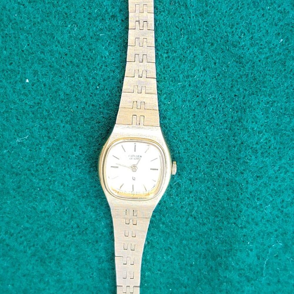 Vtg Citizen Gold Tone Watch - Picture 3 of 5
